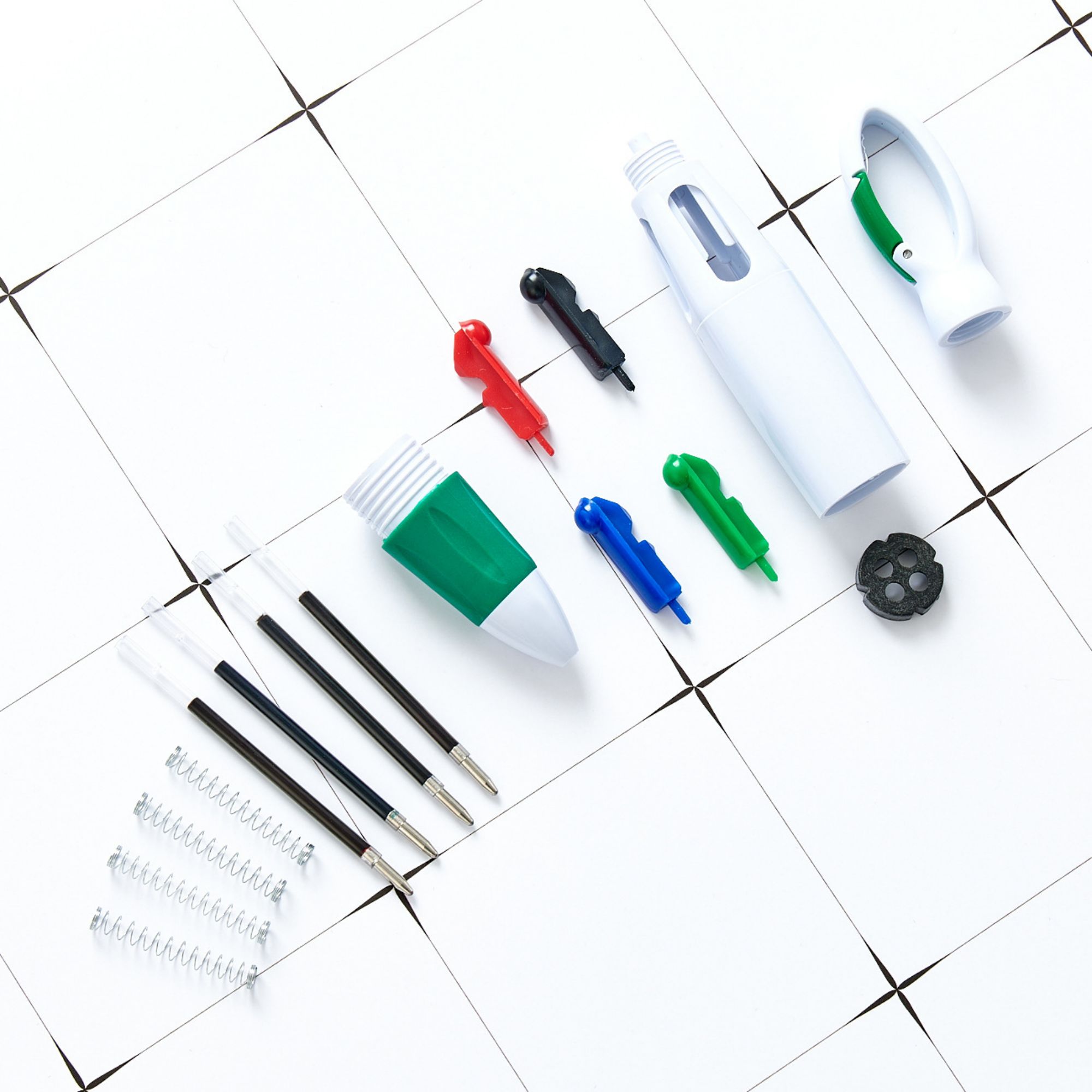 4-In-1 Multi-Colored Ink Ballpoint Pens With Carabiner Clip Item No#30573 - Image 4