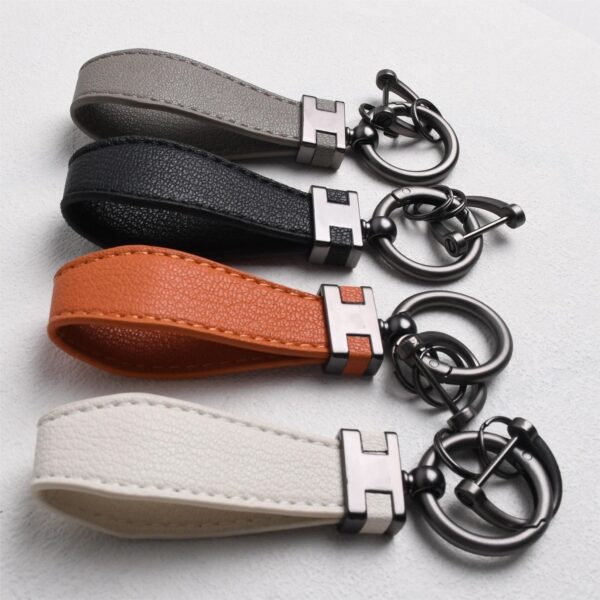 Leather Car Keychain With 360 Degree Rotatable Item No#30618 - Image 4