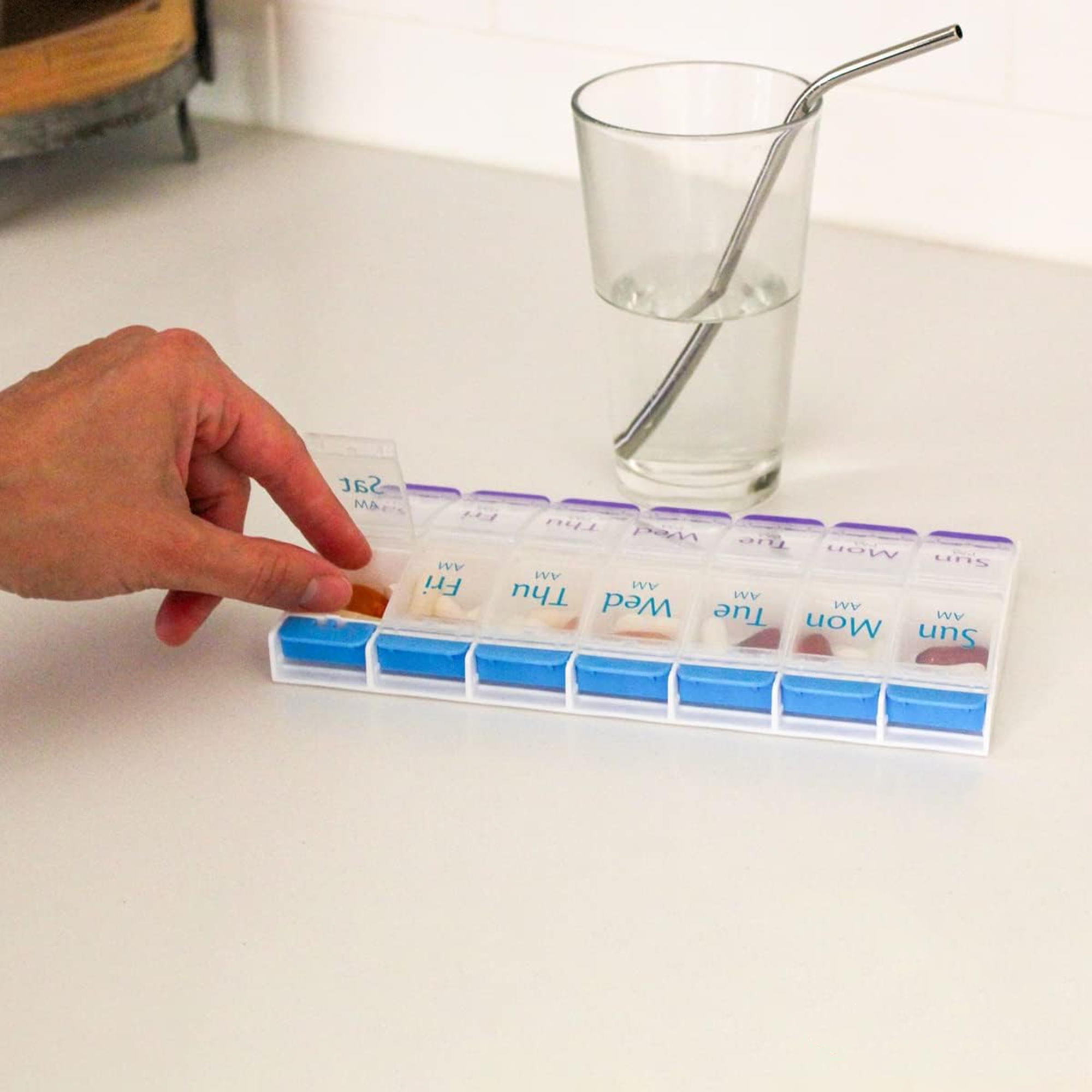 Push Button (7-Day) Pill Case Item No#31044 - Image 4