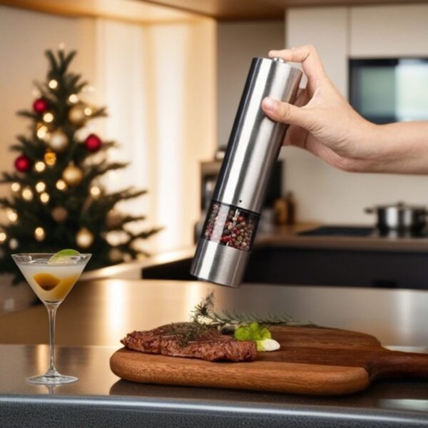 Electric Salt And Pepper Grinder Item No#30939 - Image 5